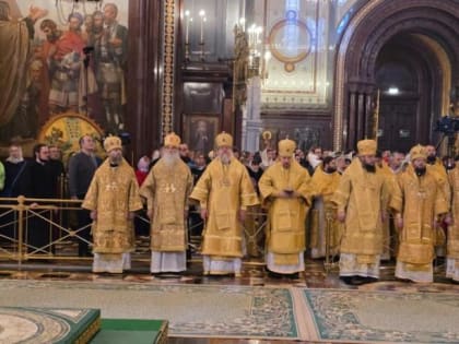 Архиепископ Герасим принял участие в Патриаршем богослужении