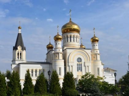 Более 1000 освященных традиционных пирогов бойцам из Осетии в зону СВО