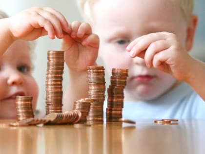 У неплательщиков алиментов могут начать вычитать часть заработной платы