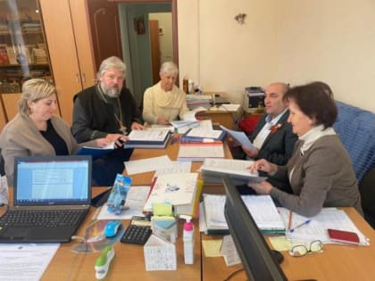 За нравственный подвиг учителя