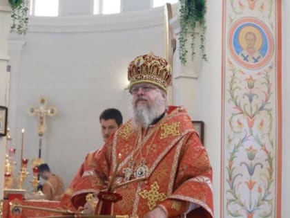 В Неделю 5-ю по Пасхе архиепископ Герасим возглавил Литургию в кафедральном соборе