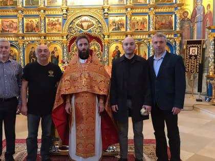 Литургия памяти Георгия Победоносца в московском Храме Рождества Пресвятой Богородицы на Кулишках