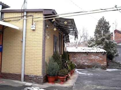 Расселение жителей Владикавказа из непригодного для жизни жилья процесс сложный и трудоемкий. Сотрудники городского Комитета ЖКХ регулярно проводят работу по обследованию жилых пом