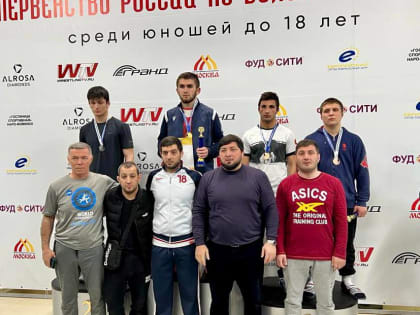 Две бронзовые медали завоевали осетинские борцы вольного стиля на первенстве России