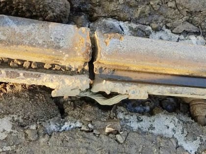 Больше не искрят.