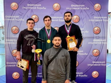 Борцы Теблоев и Джиоев стали победителями всероссийского турнира памяти Ивана Поддубного