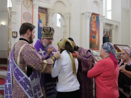 АРХИЕРЕЙСКАЯ ЛИТУРГИЯ В ДЕНЬ КРЕСТОВОЗДВИЖЕНИЯ