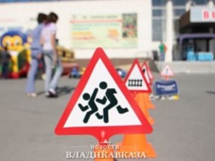 В летнем пришкольном лагере с. Н.Батако прошла профилактическая беседа сотрудников Госавтоинспекции по Правобережному району с детьми