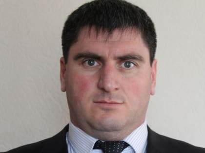 Советником главы Дигорского района по правовым вопросам назначен Ирбек Таймуразович Дзедаев.