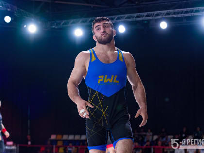 Борцы Баев и Бадтиев вышли в финал международного турнира в Якутске