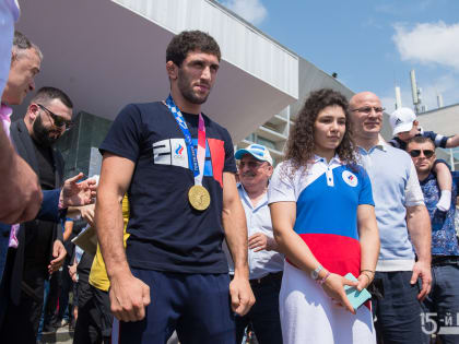 Сидаков, Макеева и Таймазова поздравили спортивных журналистов с профессиональным праздником