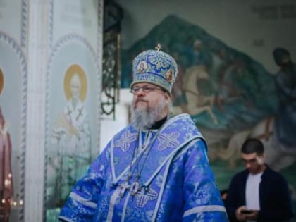 Архиерейская литургия в храме равноапостольного князя Владимира