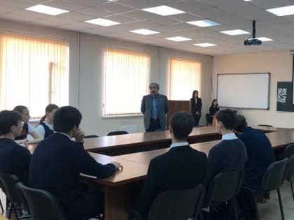 «Единая Россия» и «Волонтеры Победы» провели историческую интеллектуальную игру «1418»