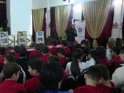 Самка богомола в профиль и анфас принесла победу моздокчанину Константину Штарку в престижном фотоконкурсе