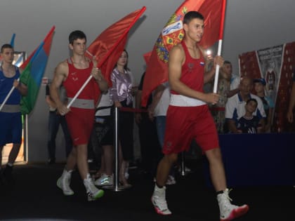 Во Владикавказе стартовало первенство России по боксу среди юношей