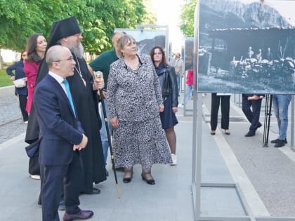 Во Владикавказе открылась фотовыставка «Святыни Алании»