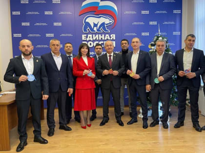 «Единая Россия» присоединилась к благотворительной акции «Елка желаний»