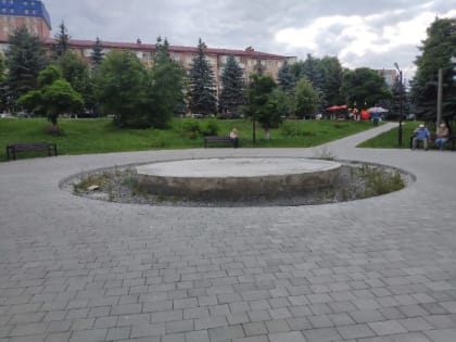 Парапеты на набережной Терека в районе ул. Коцоева начнут менять в конце лета