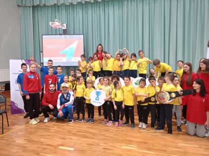 В Северной Осетии в Центре образования «Интеллект» прошел мастер-класс по боксу