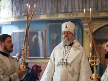 В праздник святого Серафима Саровского архиепископ Герасим возглавил Литургию в Покровском храме