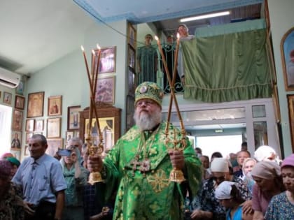 В понедельник Святого Духа архиепископ Герасим совершил Литургию в станице Змейской