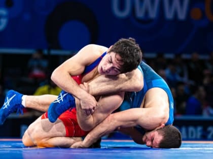 Рустем Абациев и Магомед Кулов выиграли первенство СКФО по греко-римской борьбе