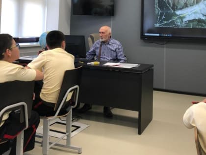 Заслуженный спасатель России провел лекцию суворовцам СКСВУ