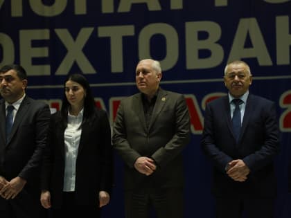 Во Владикавказе стартовал чемпионат России по фехтованию.