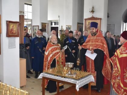 В храме селения Сунжа освятили мемориальные доски казакам георгиевским кавалерам