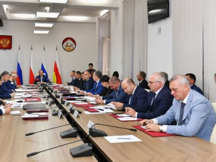 На заседании Правительства Северной Осетии подвели итоги социально-экономического развития республики за первое полугодие текущего года