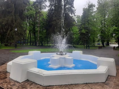 Во Владикавказе в тестовом режиме запустили фонтаны