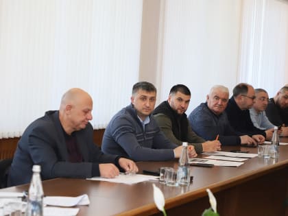 Обратная связь и отклик на нужды людей. Администрация Владикавказа призвала Управляющие компании к открытости и диалогу с жителями многоквартирных домов.