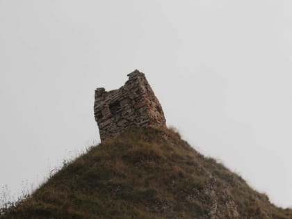 Средневековая башня обнаружена в Пригородном районе