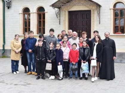 Крещение детей из Центра «Хуры Тын»