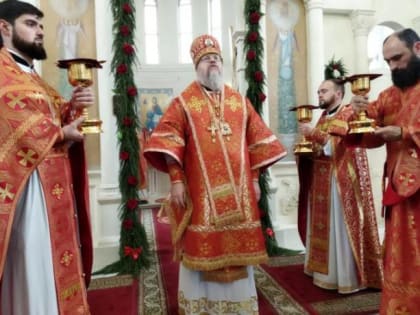 В Неделю Антипасхи архиепископ Герасим совершил литургию в Кафедральном соборе