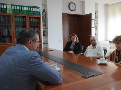 Лингвисты СОГУ и ВШЭ обсудили возможное сотрудничество