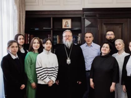 Архиепископ Владикавказский и Аланский Герасим встретился с учащимися и учителями московской школы №1164