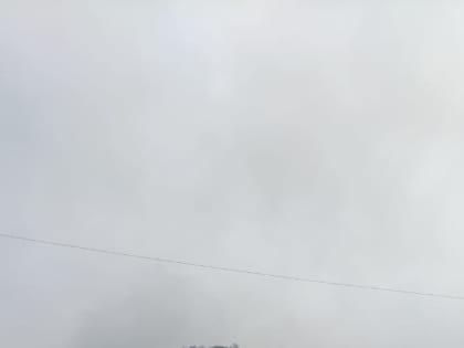 В районе селения Галон горит сухая трава