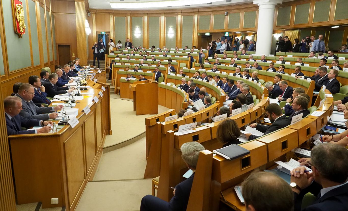 Заседание правительственной комиссии по транспорту. Президиум правительственной комиссии по региональному развитию. Заседание правительства. Комиссия по региональному развитию. Совещание президиума правительственной комиссии для презентации.