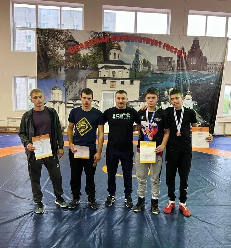 Гулаев Ахсарбек борец