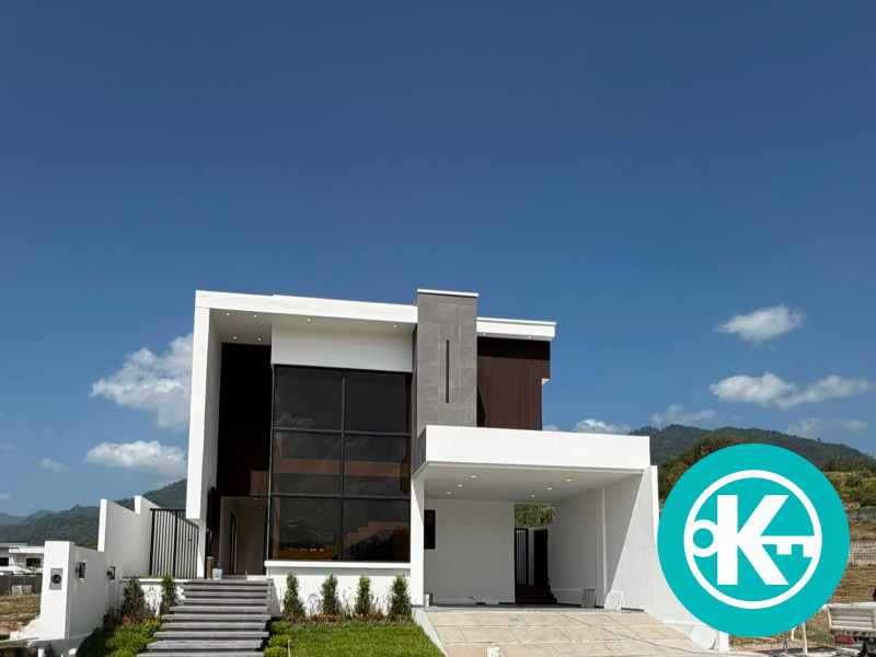 Fachada de Residencia en preventa en Prados de Jaraguá en San Pedro Sula, Honduras