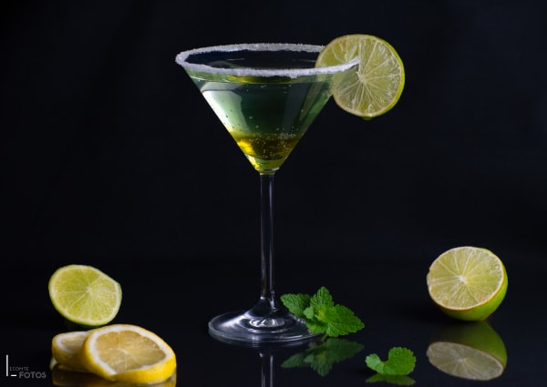 Cocktail élégant et rafraîchissant, photographie de boissons par Delphine Lecomte