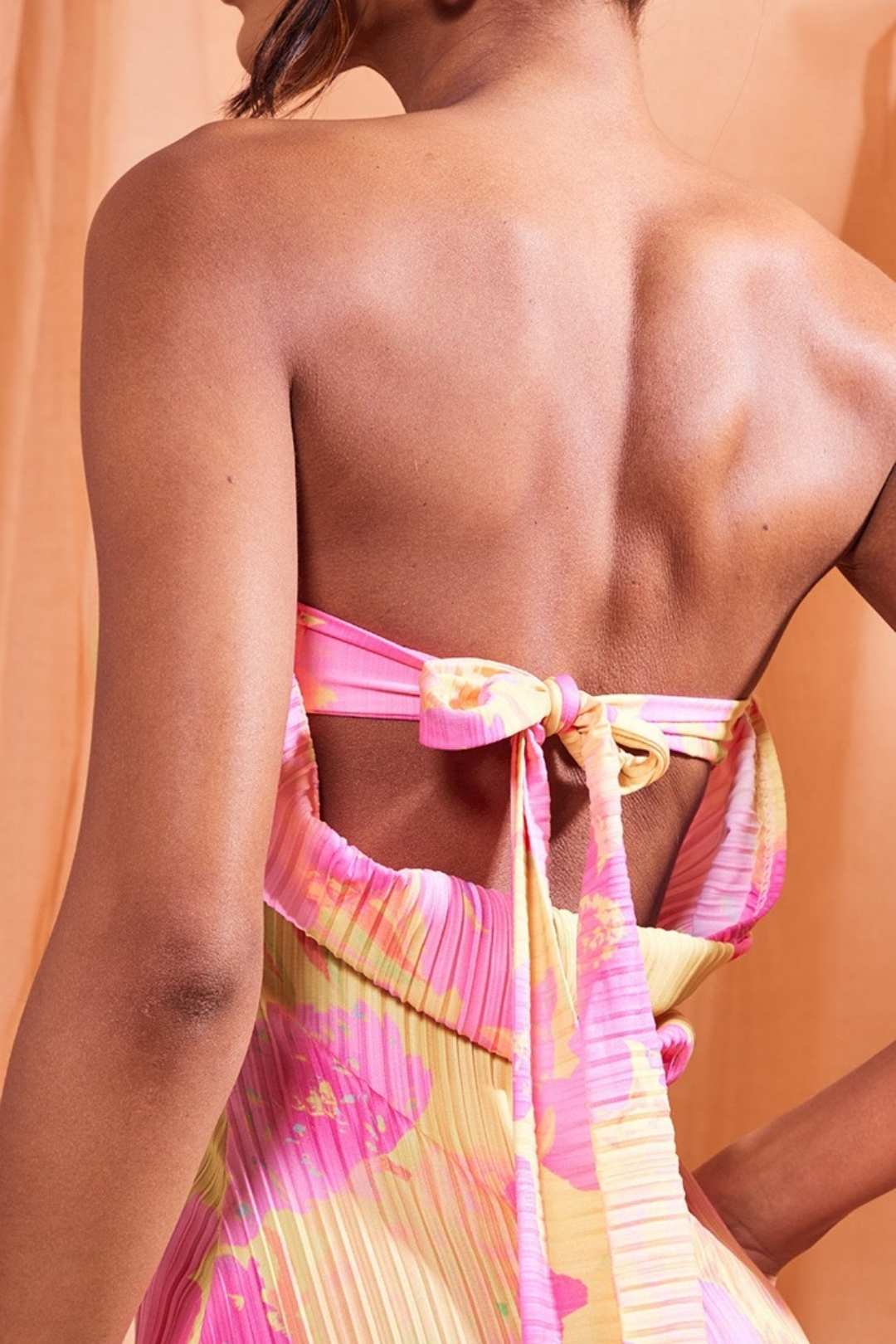 Print Features Sloping Shoulders Irregular