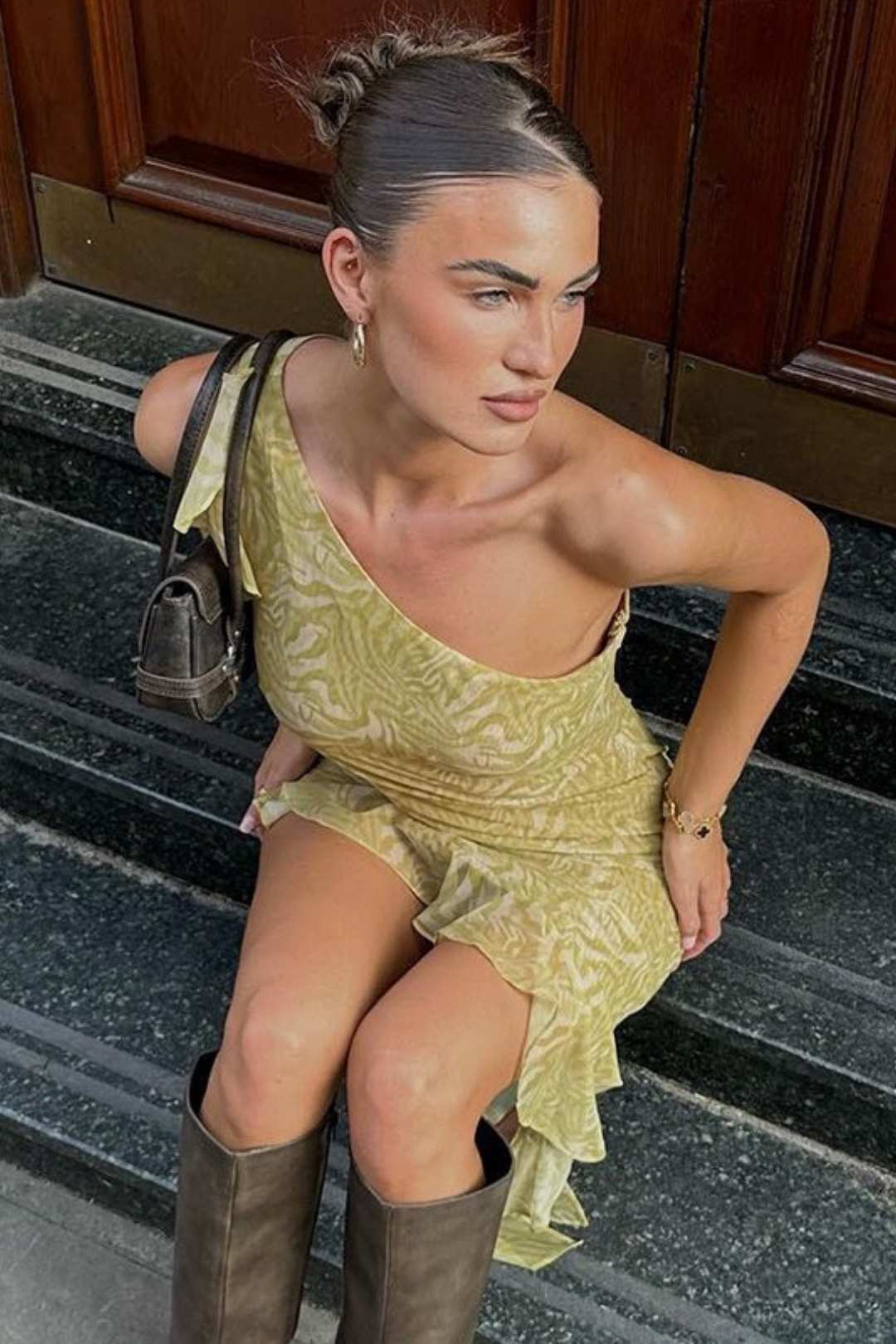 Print Features Sloping Shoulders Irregular