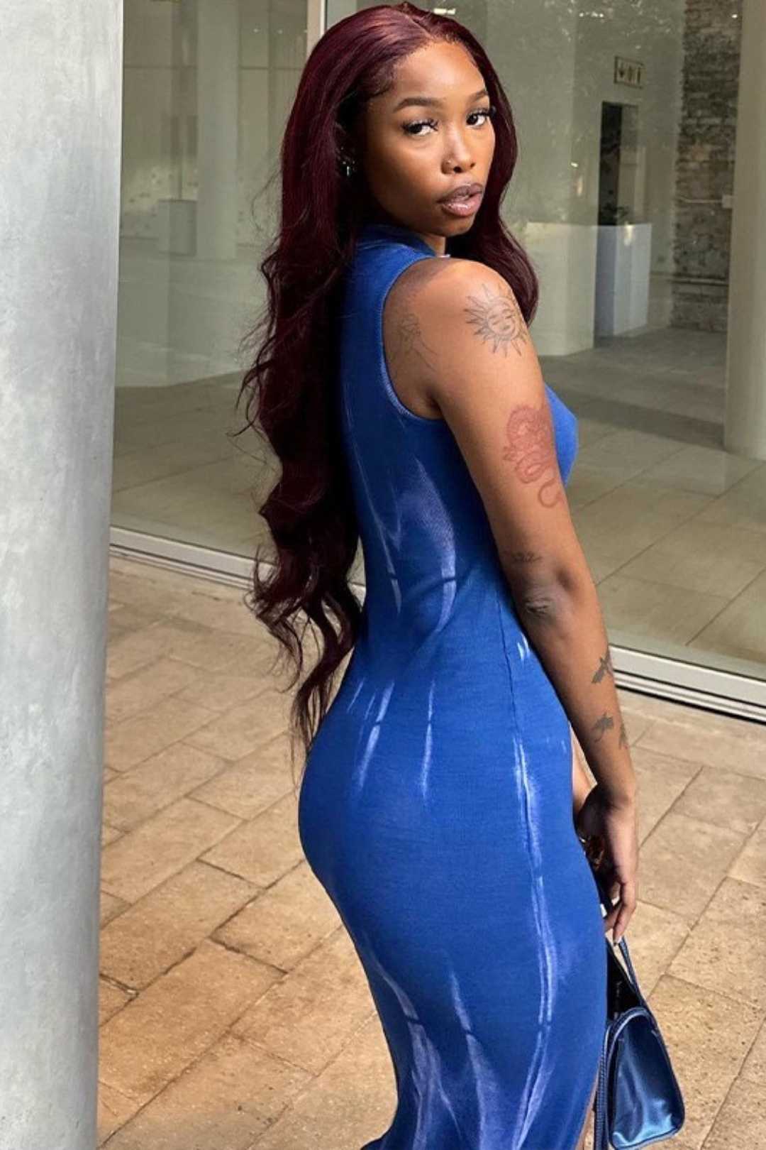 Tight-fitting Hip-hugging Dress