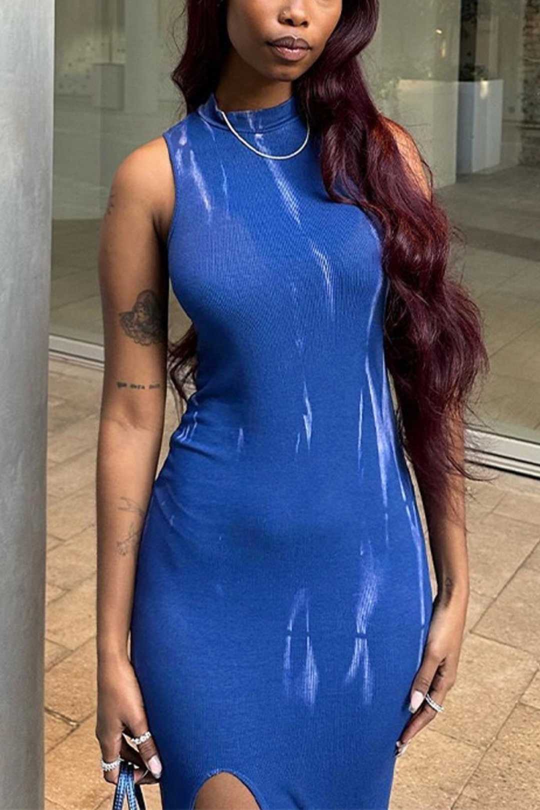 Tight-fitting Hip-hugging Dress