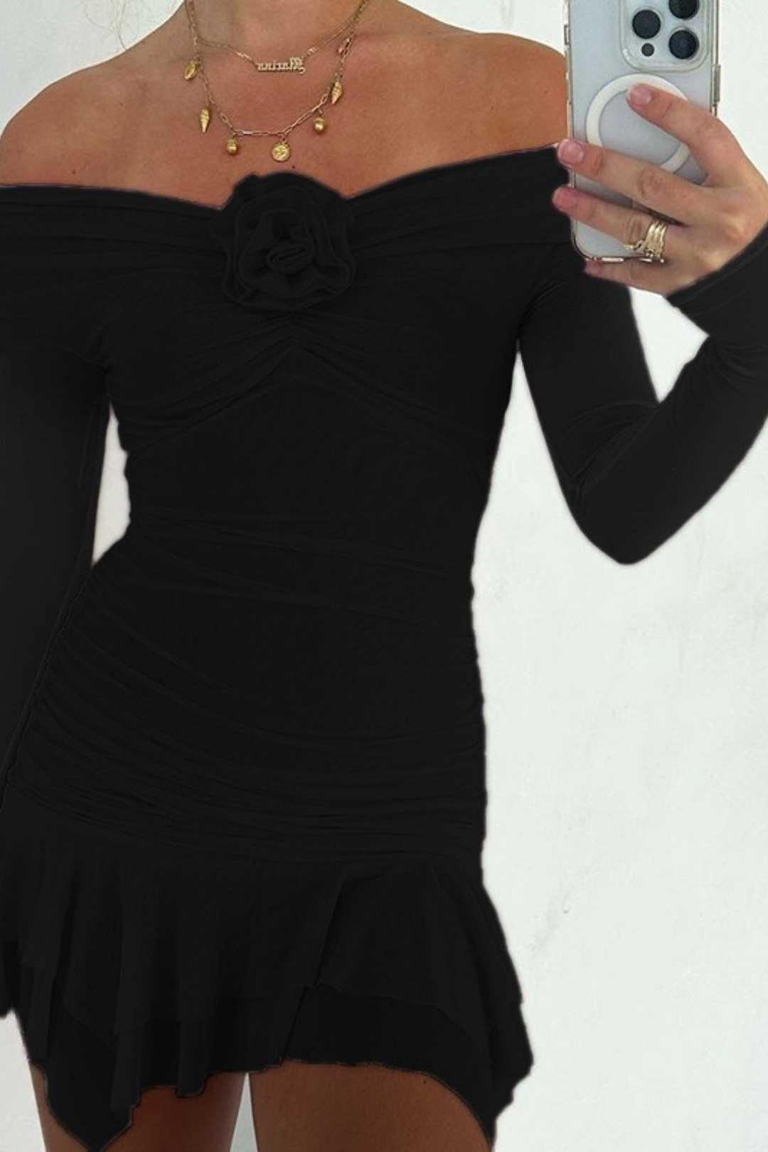 Temperament Flower One-shoulder Mesh Long-sleeved Dress