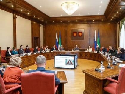 Обеспечить кадровый суверенитет и поддержать бизнес в Коми: Евгений Пономаренко рассказал о приоритетных задачах в отрасли экономики до 2030 года