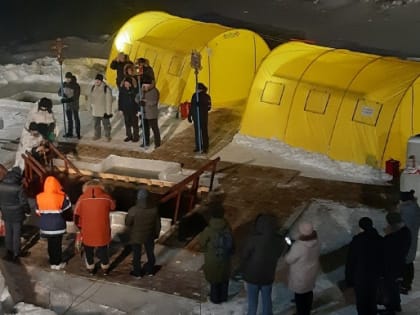 В Усинске начались крещенские купания