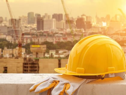 Поздравление руководителя администрации с Днём строителя